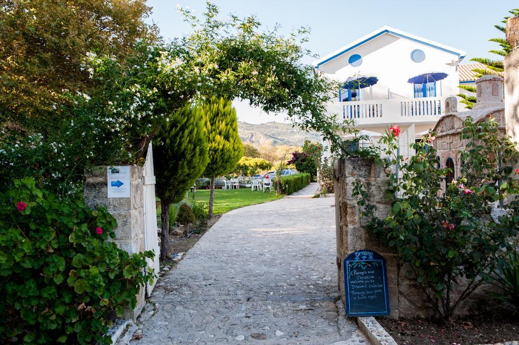 Dreams Apartments - Katelios,Santa Barbara Beach Екстериор снимка