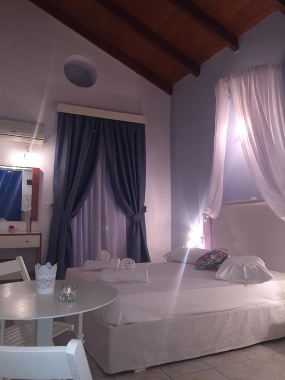 Dreams Apartments - Katelios,Santa Barbara Beach Екстериор снимка